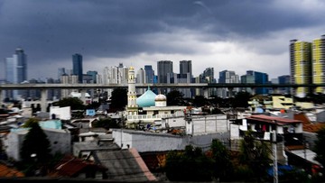 Waspada Kemarau, Namun Siapkan Payung? BMKG Bongkar Prediksi Hujan di Tengah Kekeringan Juni Ini