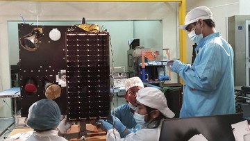 Indonesia Melangkah ke Angkasa: Mengapa Satelit NEO-1 BRIN Adalah Lompatan Besar Bagi Kita Semua