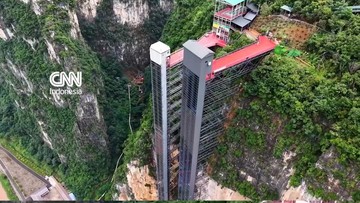 Menjelajahi Langit Setiap Hari: Bagaimana Lift Tebing 280 Meter Mengubah Perjalanan Sekolah di Tiongkok
